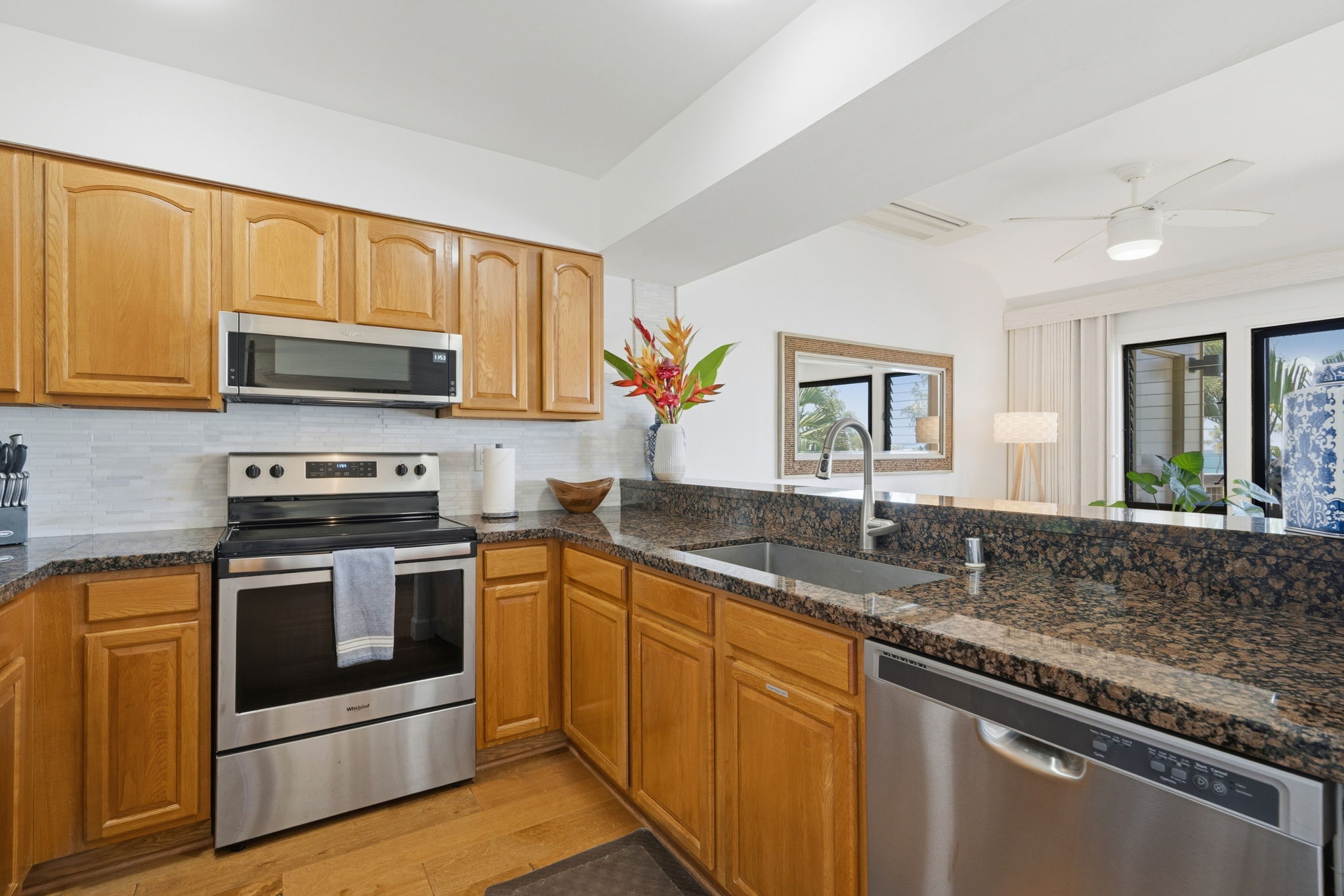 410 PAPALOA RD 533