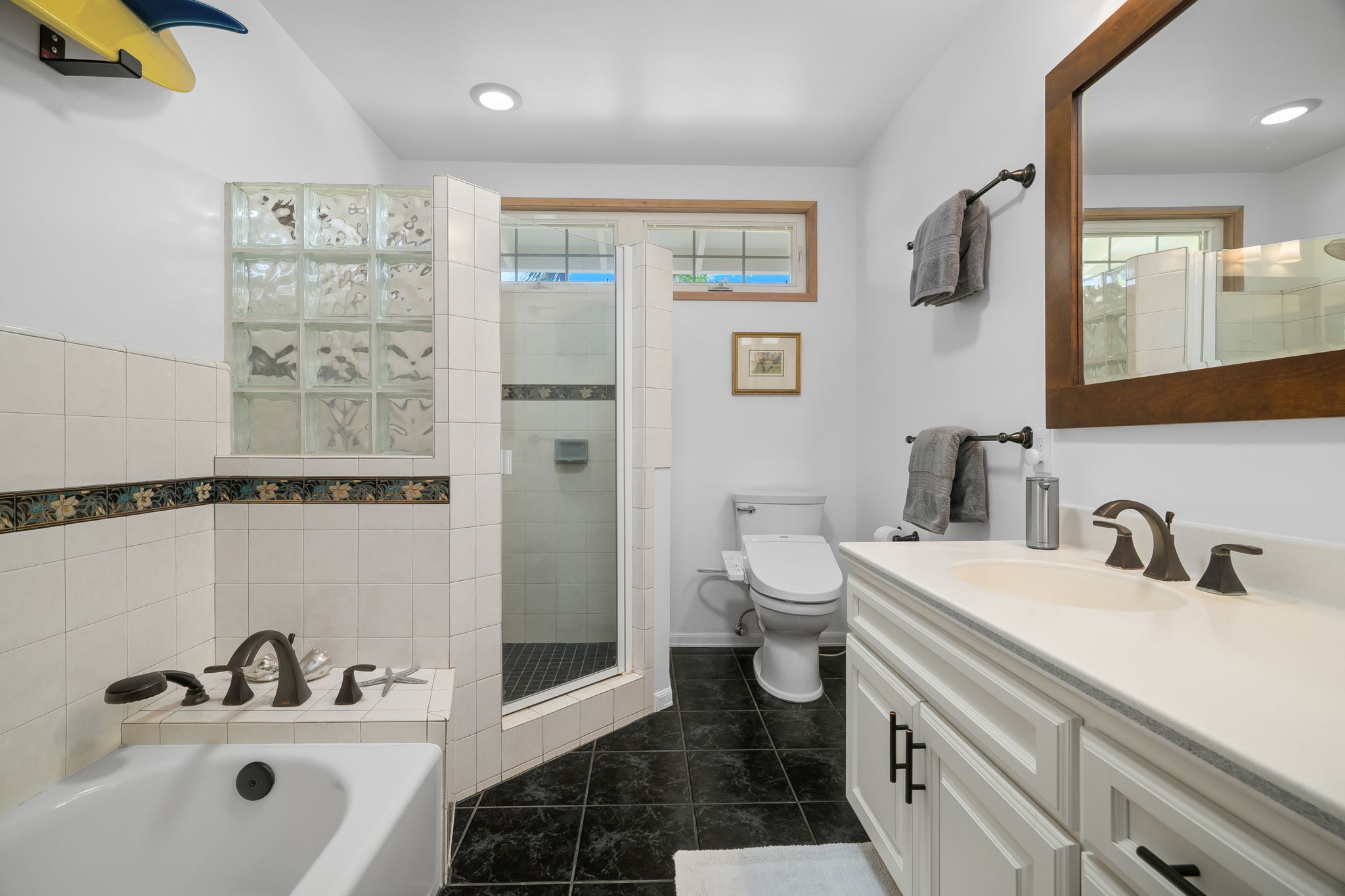 9897 KAHAKAI RD