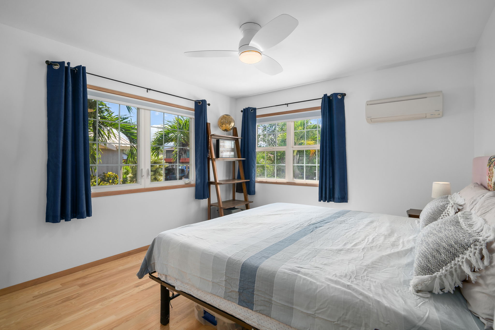 9897 KAHAKAI RD