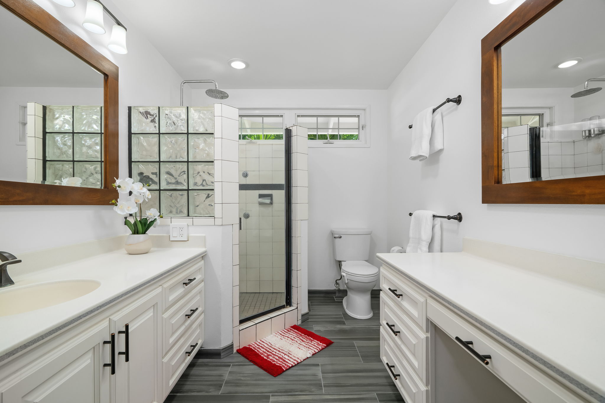 9897 KAHAKAI RD