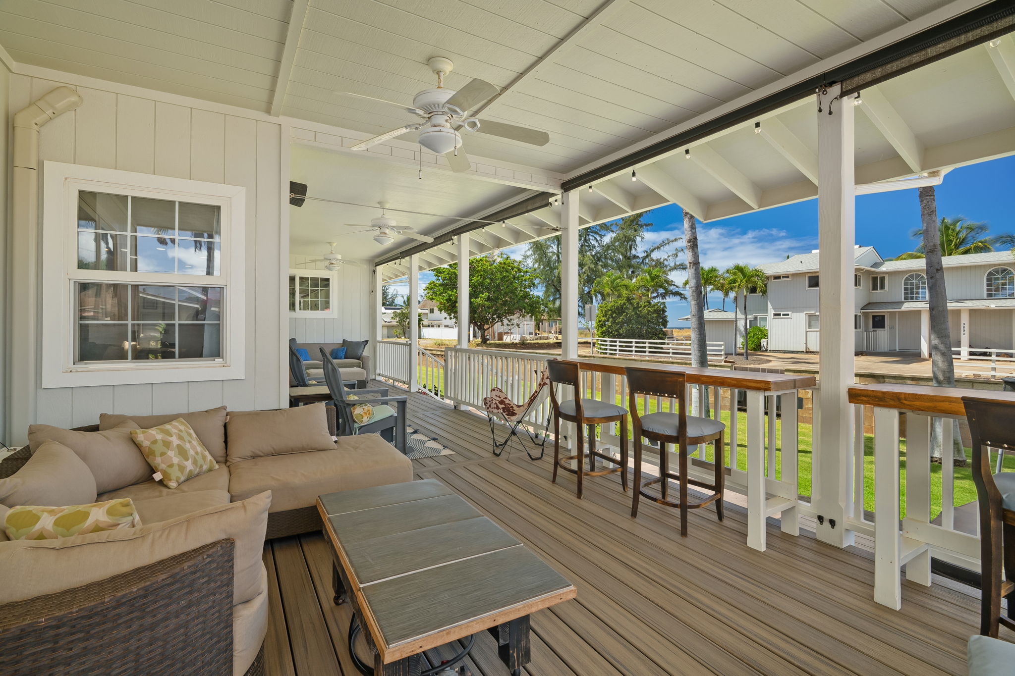 9897 KAHAKAI RD