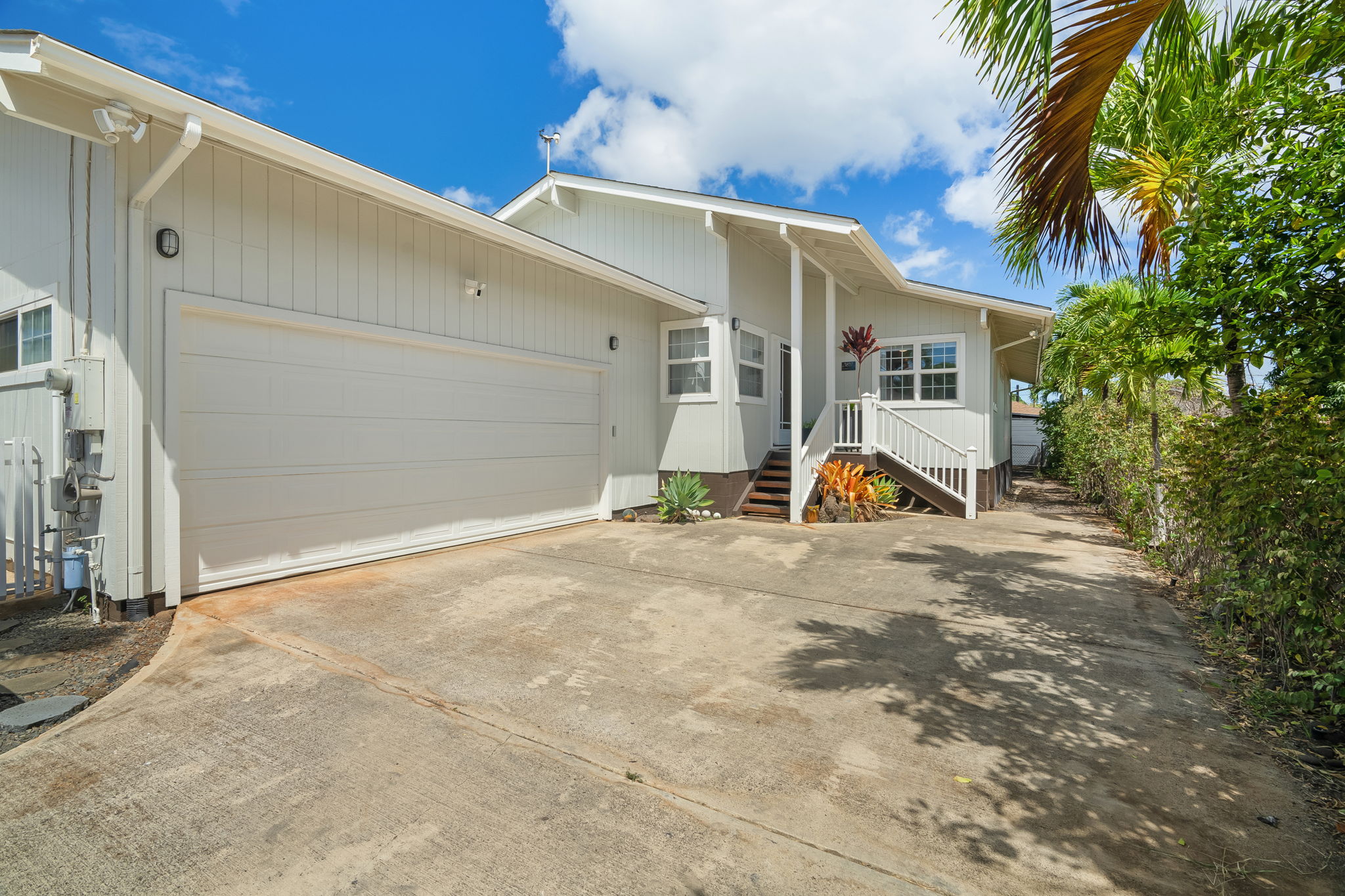 9897 KAHAKAI RD