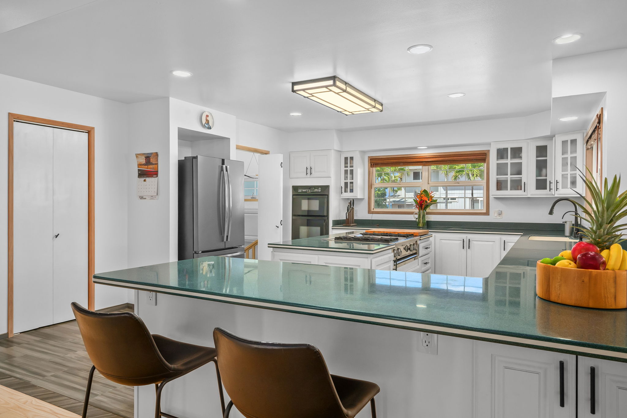 9897 KAHAKAI RD
