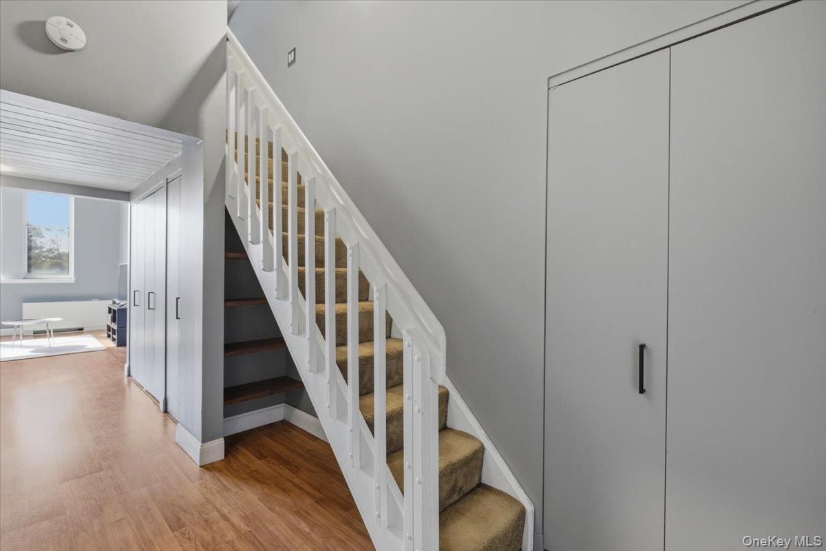1 Landmark Square Unit: 327