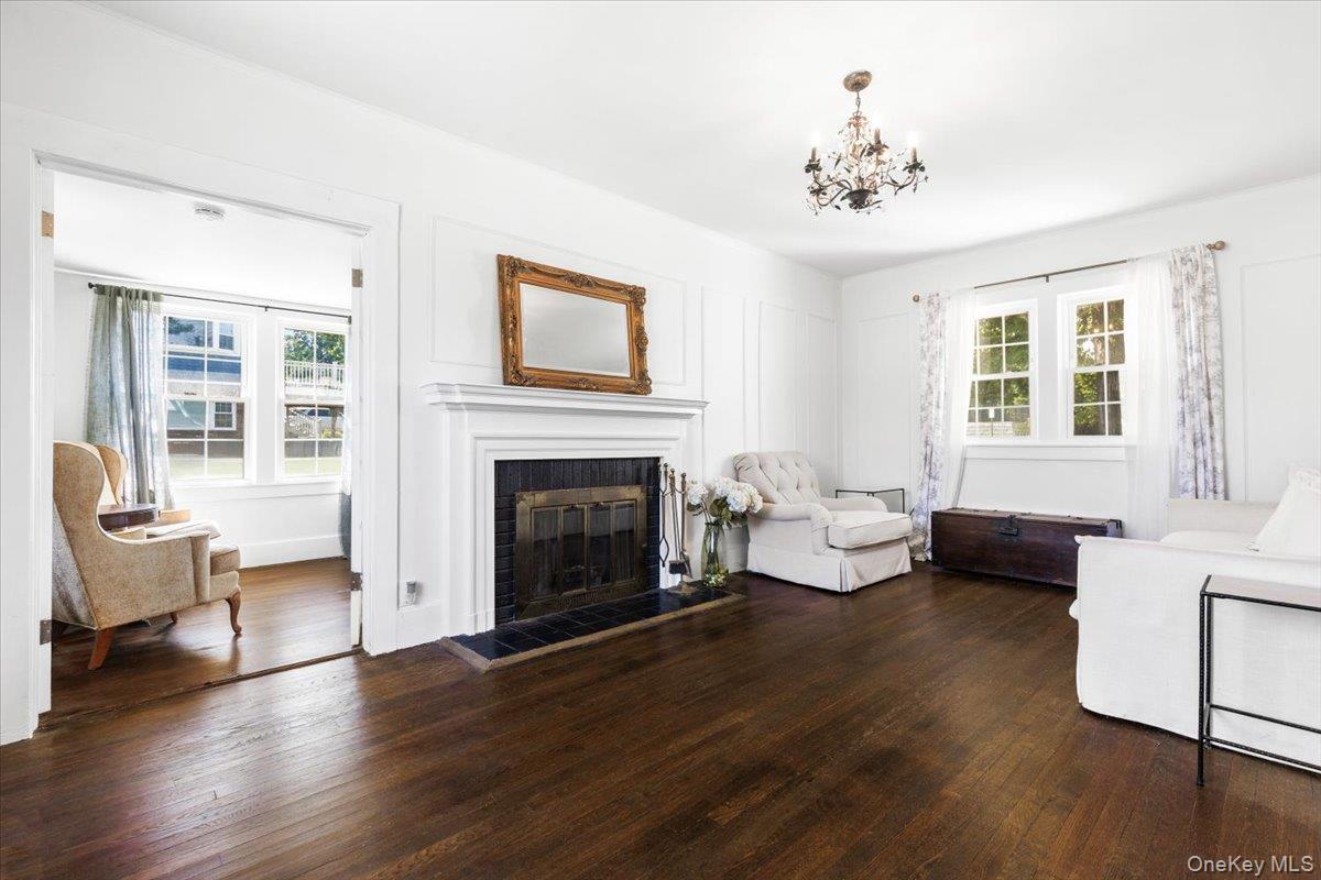 54 Hartsdale Road