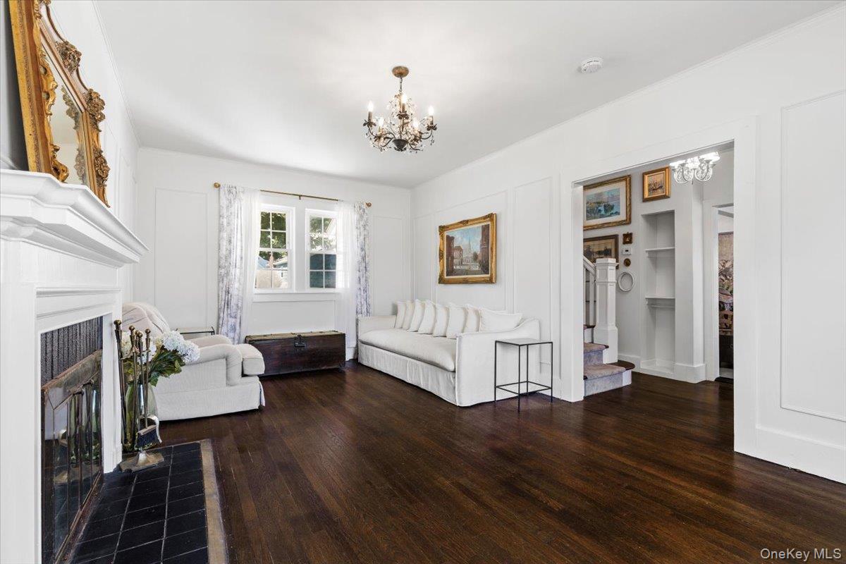 54 Hartsdale Road