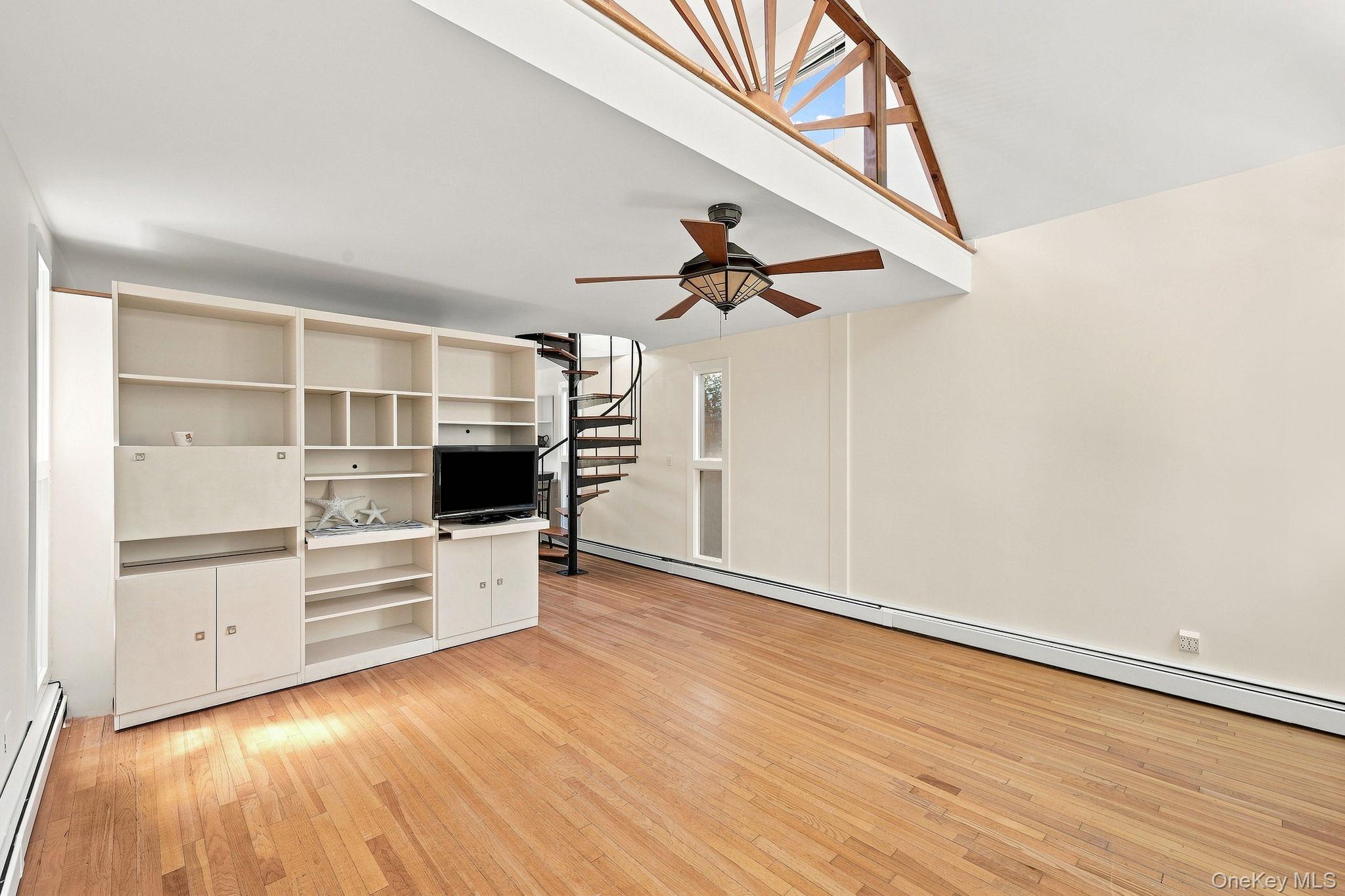 33 Tier Street Unit: E