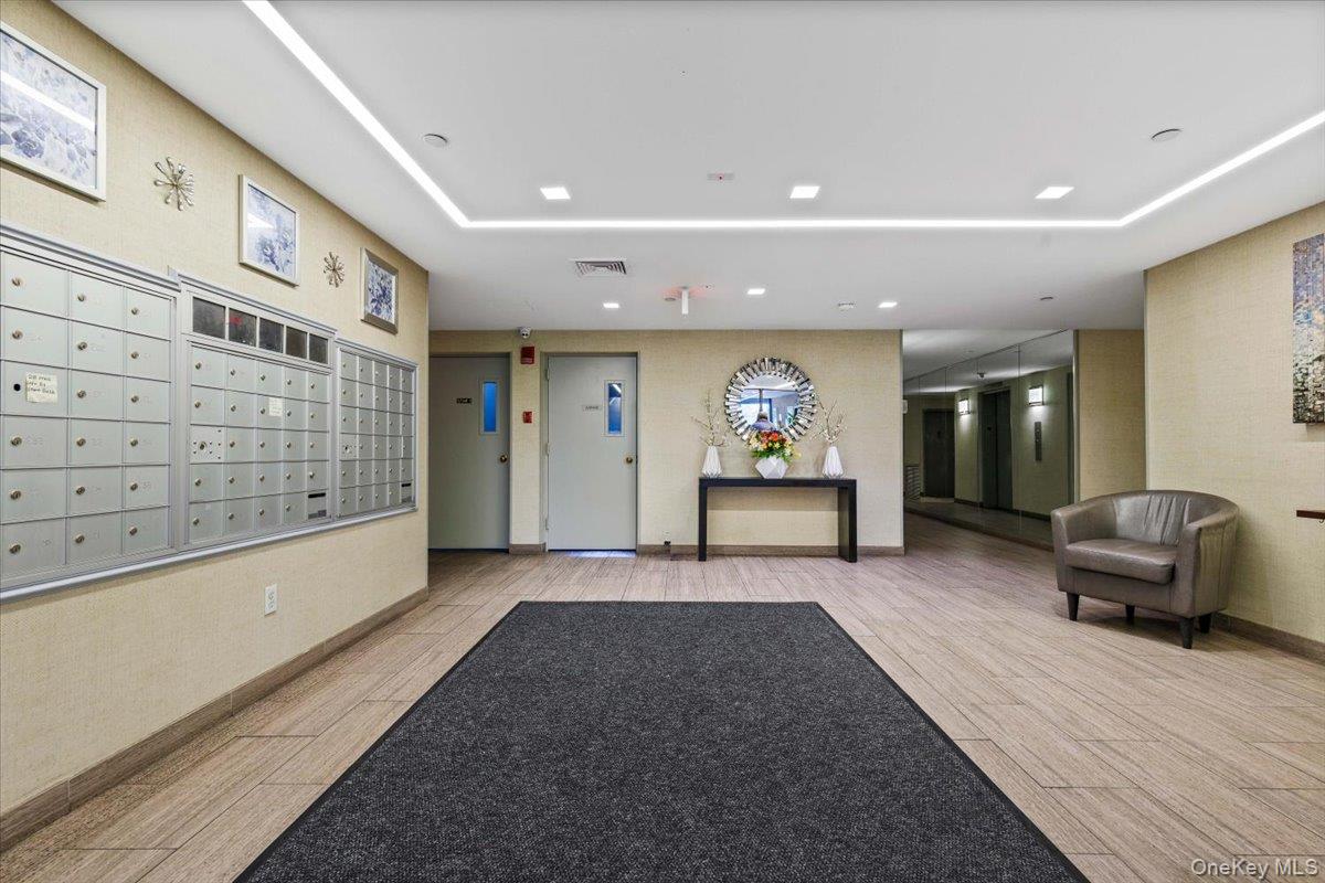 21 Lake Street Unit: 1F