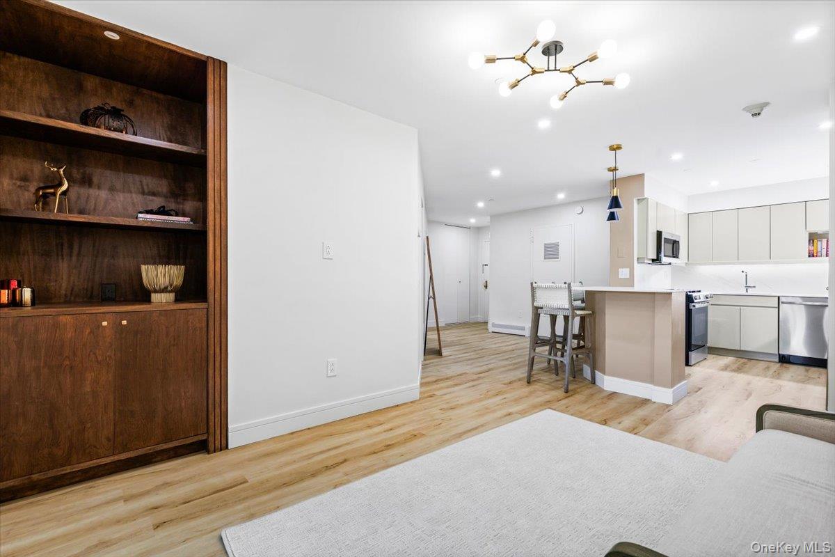 21 Lake Street Unit: 1F