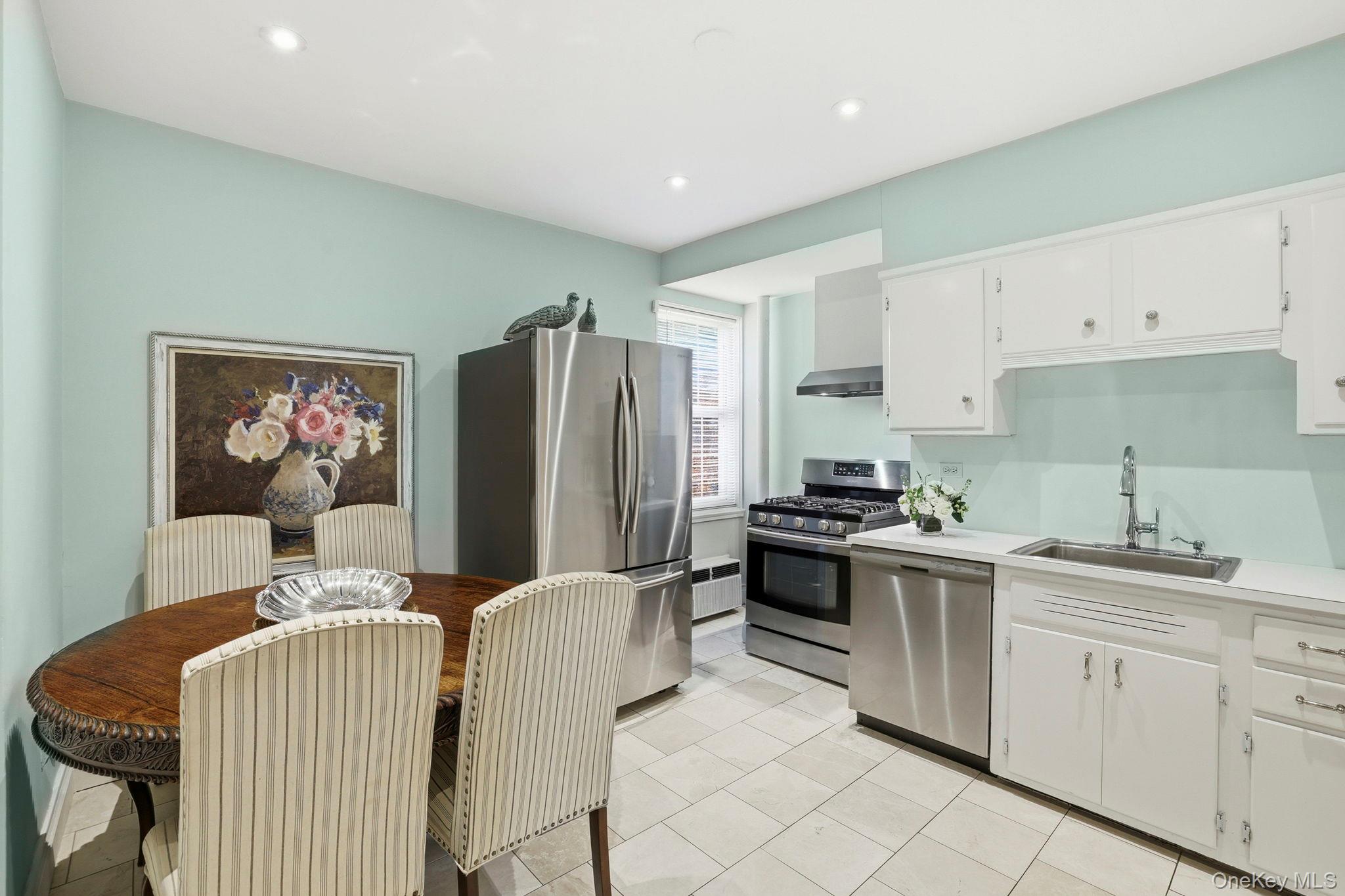 10 Brooklands Unit: 1H