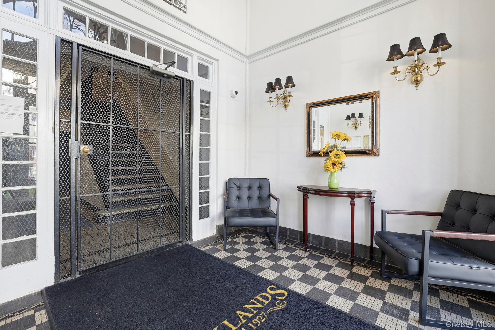 10 Brooklands Unit: 1H