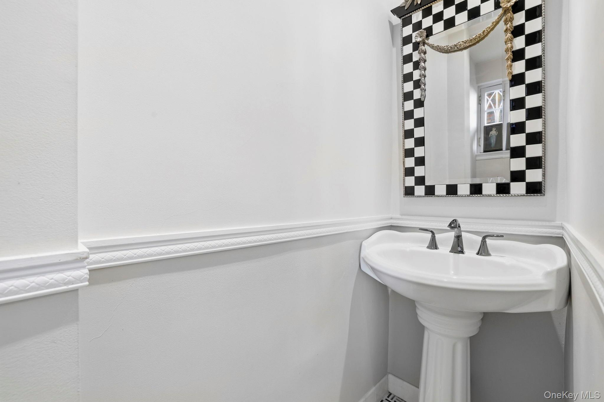 10 Brooklands Unit: 1H