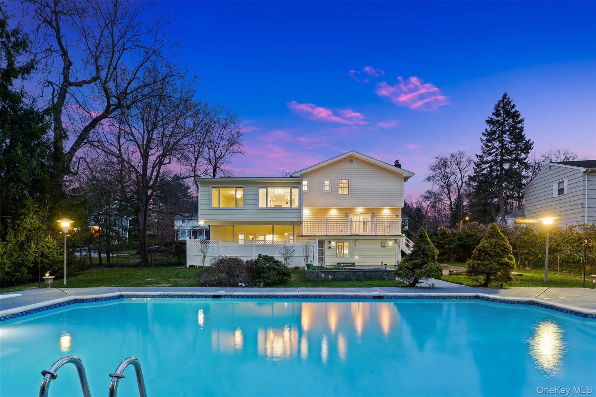 10 Cherry Lane