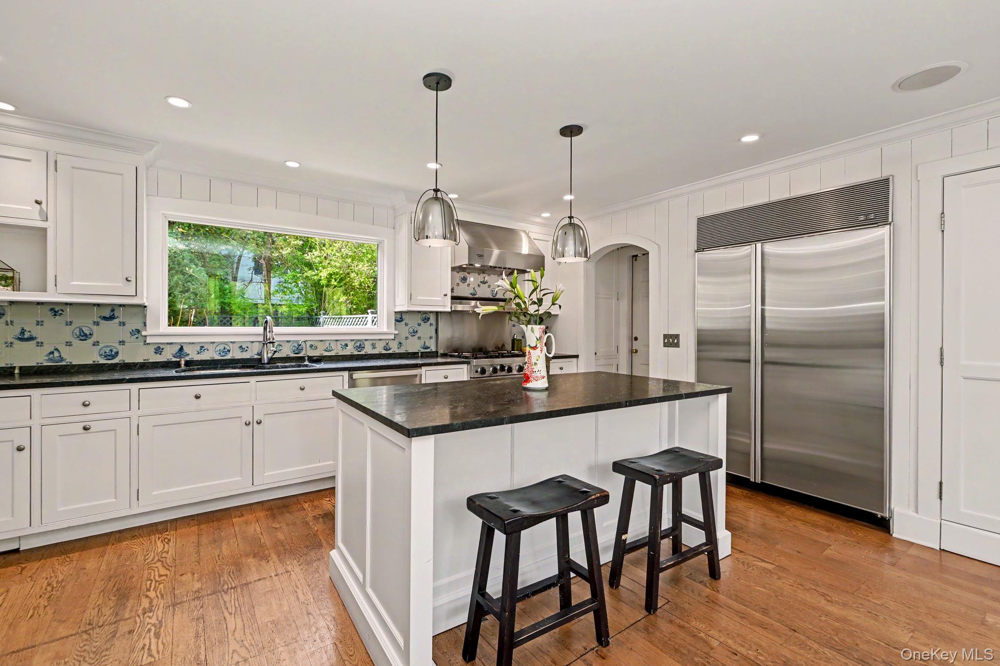 224 Old Colony Road