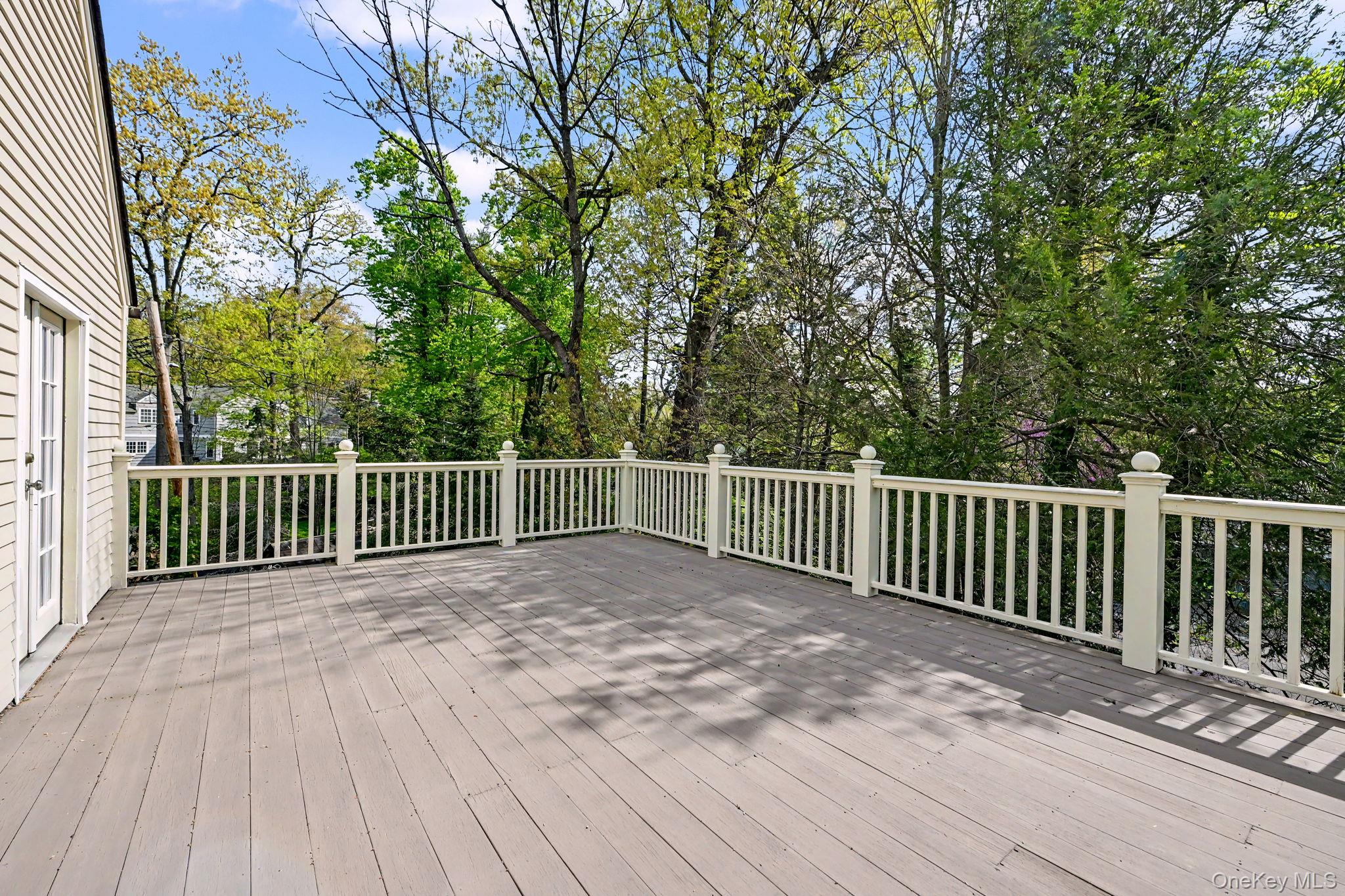 224 Old Colony Road