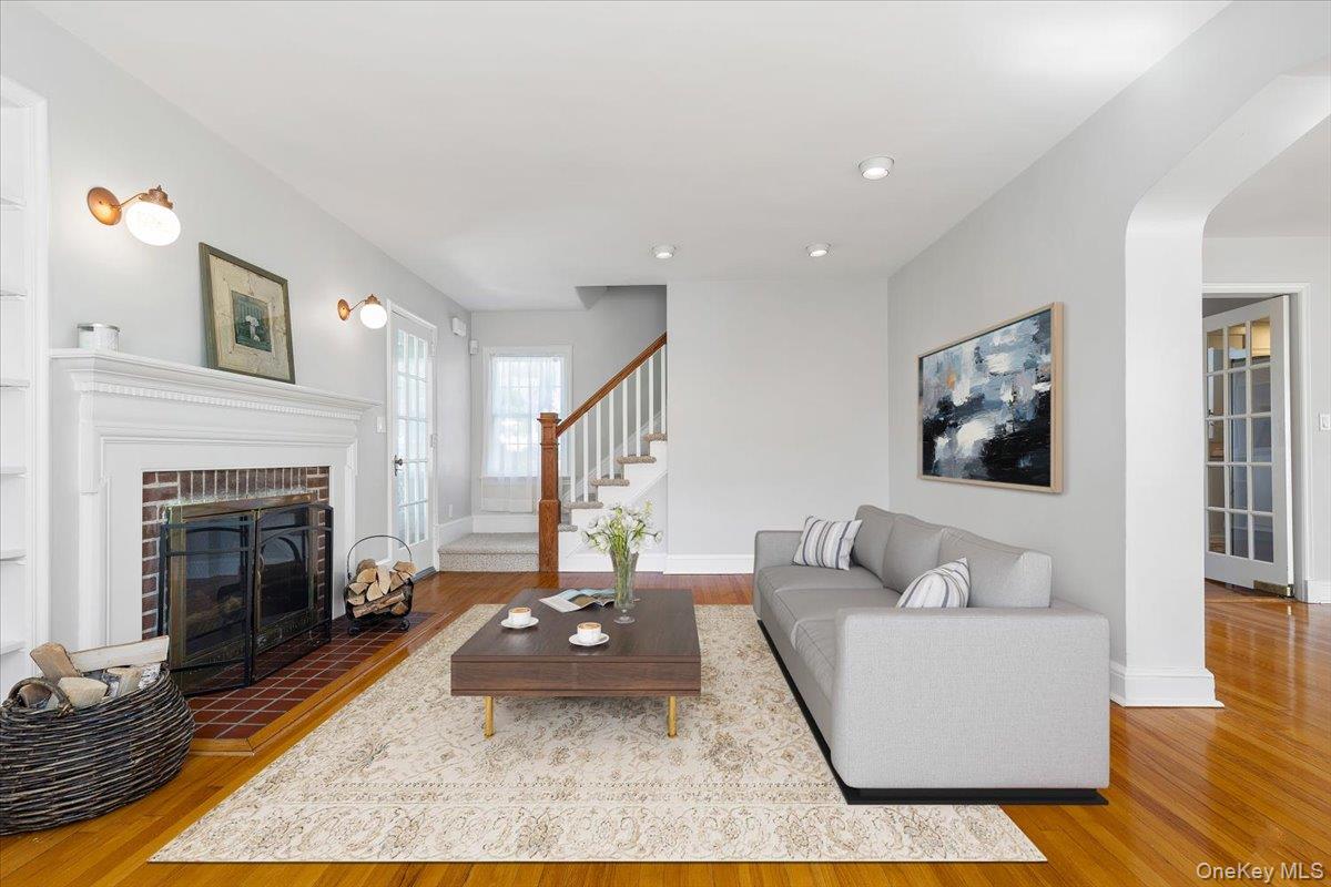 35 Gordon Place