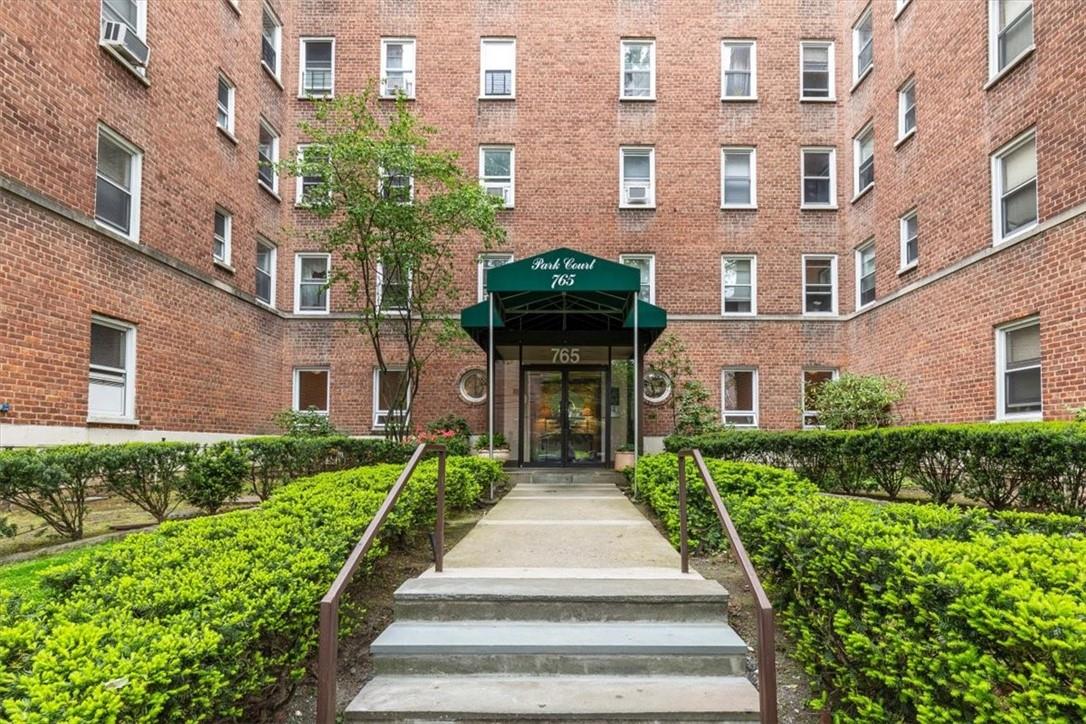 765 Bronx River Road # 6E