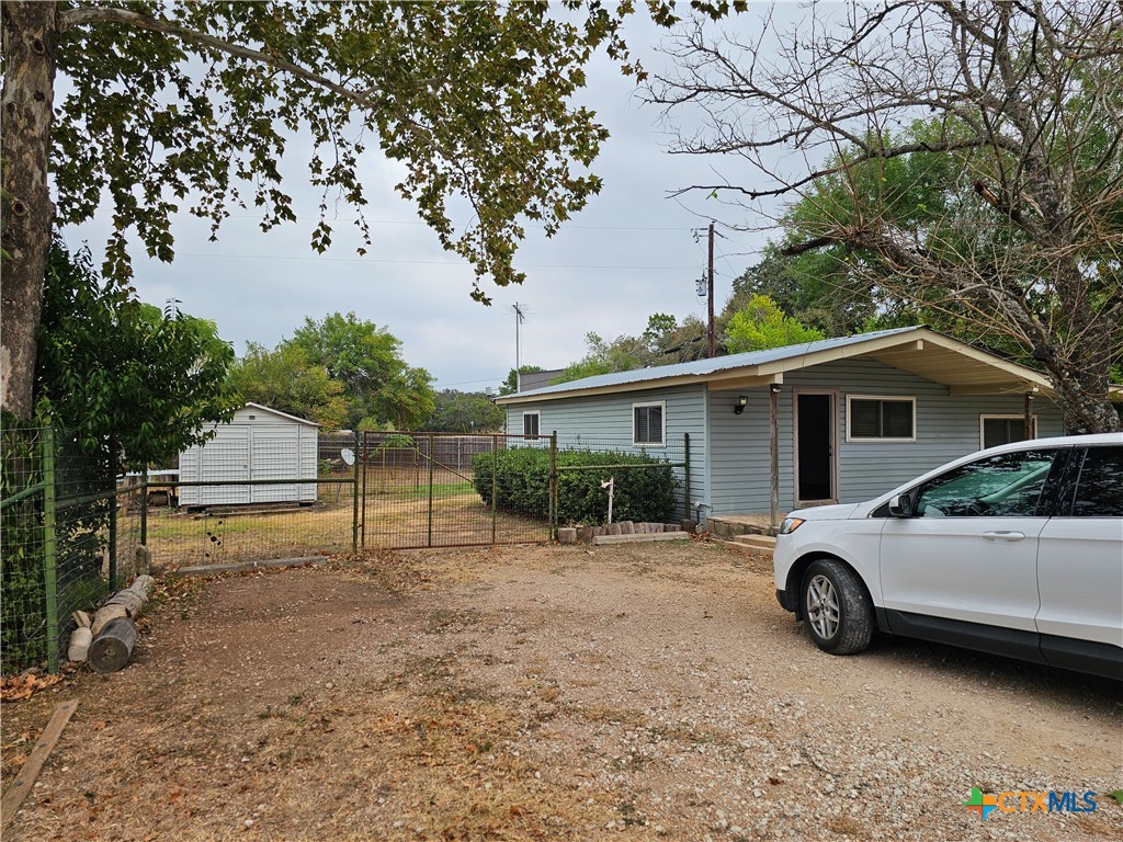 1040 Green Hill Drive