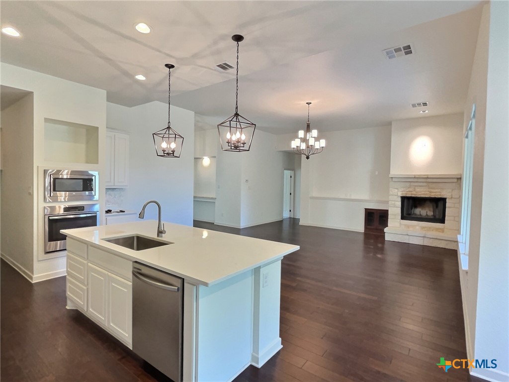 1921 Hunters Cove