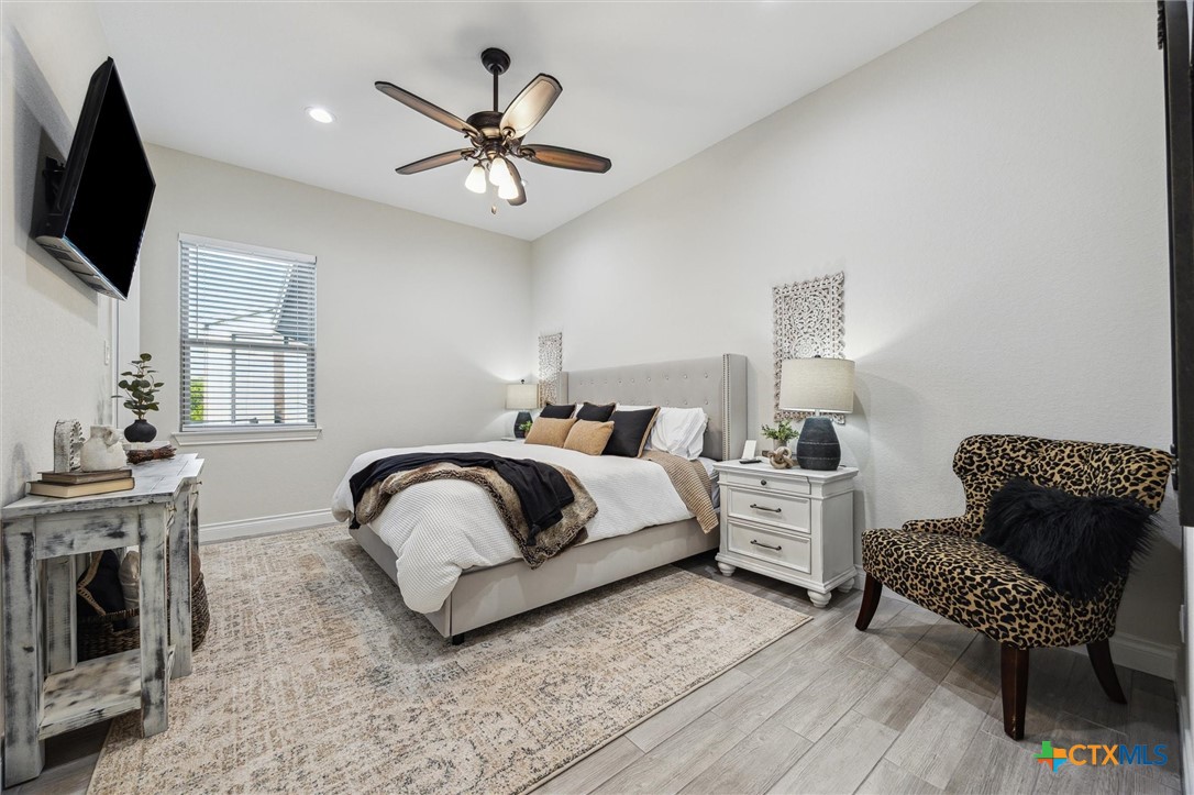 624 Crossman