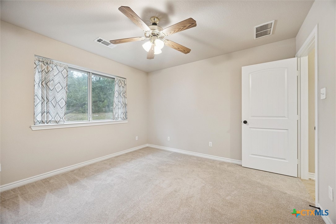 1135 Twisted Oak Court