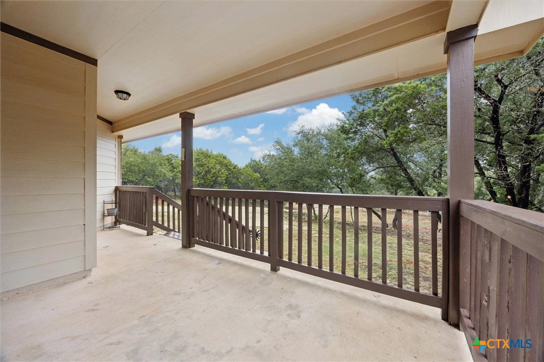 1135 Twisted Oak Court