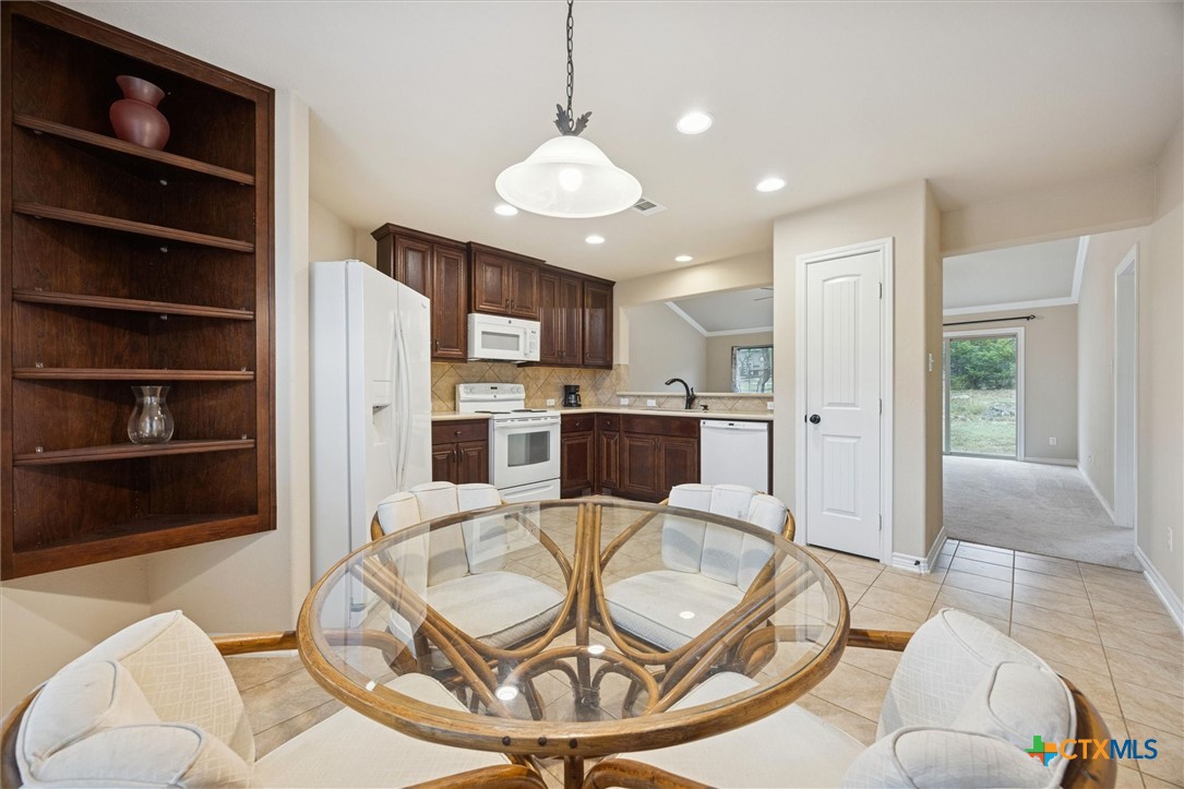1135 Twisted Oak Court