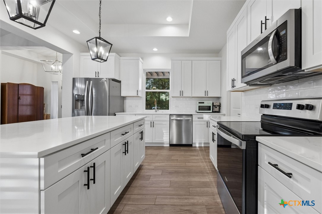 1420 Persimmon Pass
