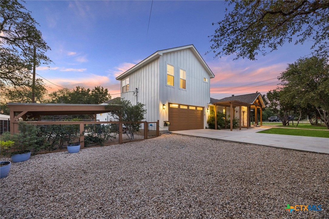 1420 Persimmon Pass