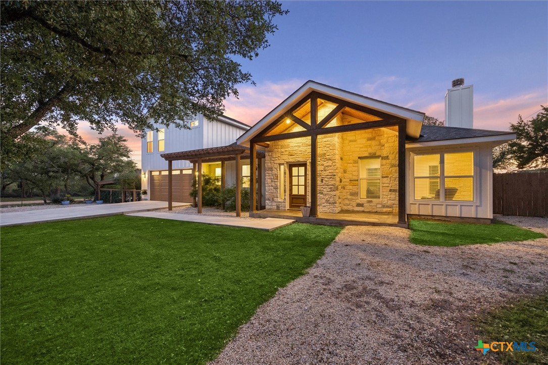 1420 Persimmon Pass