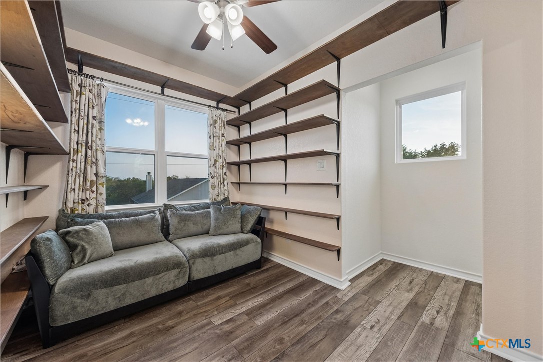 1420 Persimmon Pass