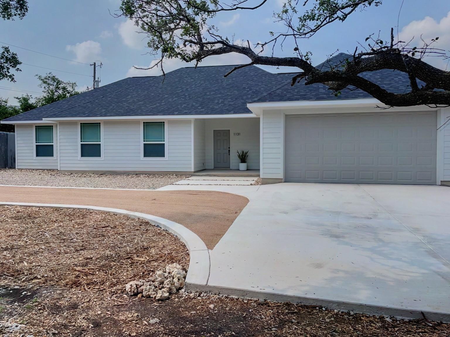 1131 Yaupon Drive