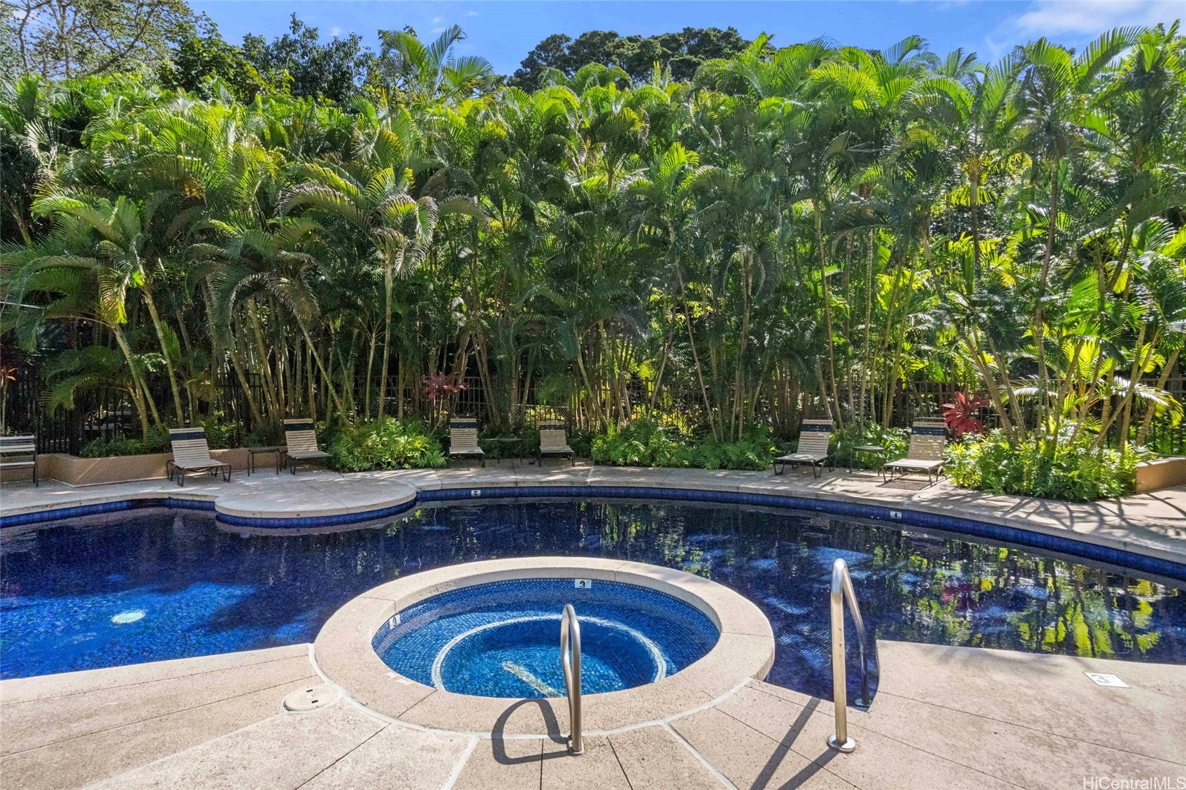2101 Nuuanu Avenue I 303 Unit: I  303