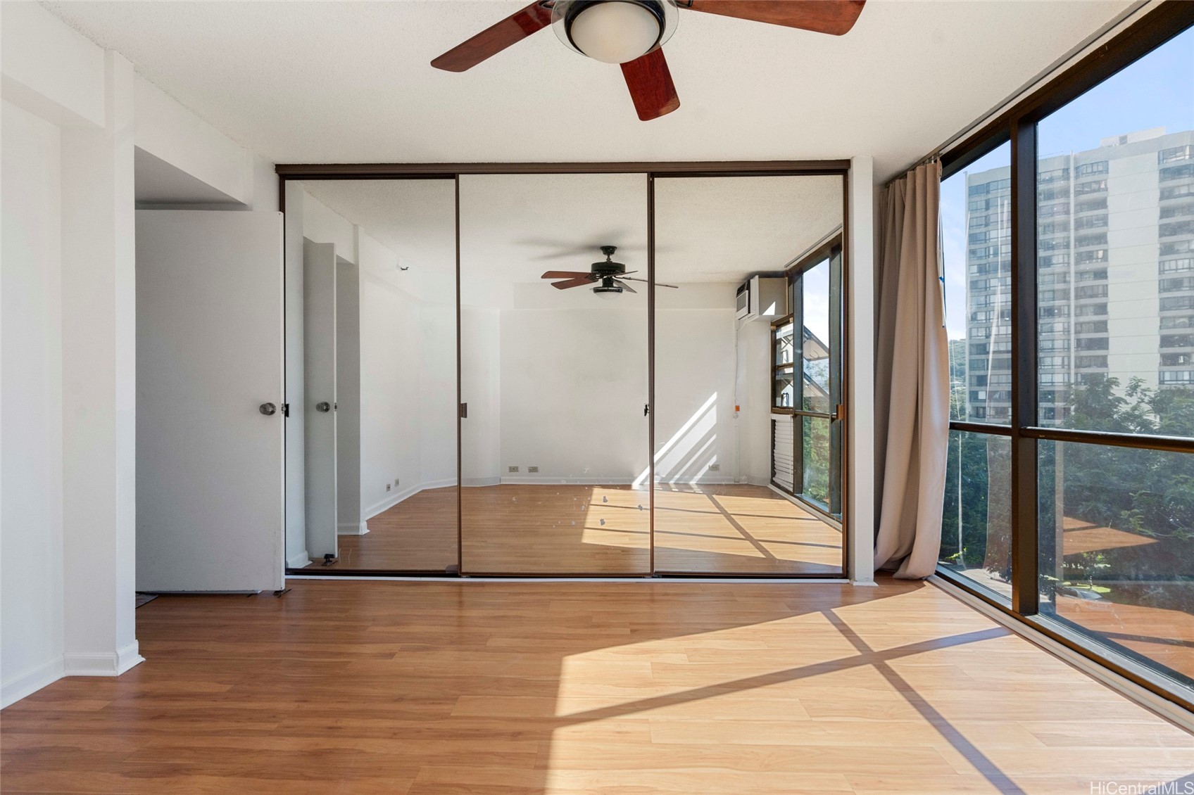 2101 Nuuanu Avenue I 303 Unit: I  303