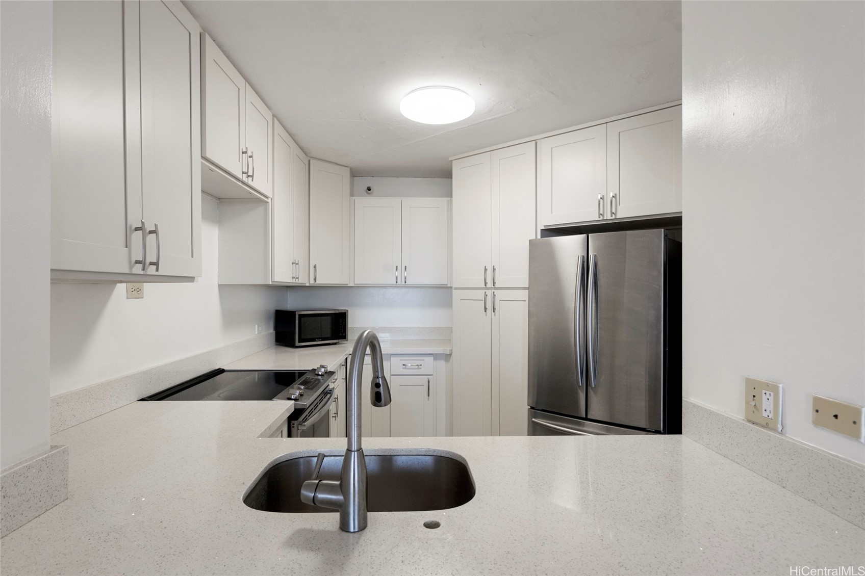 2101 Nuuanu Avenue I 303 Unit: I  303