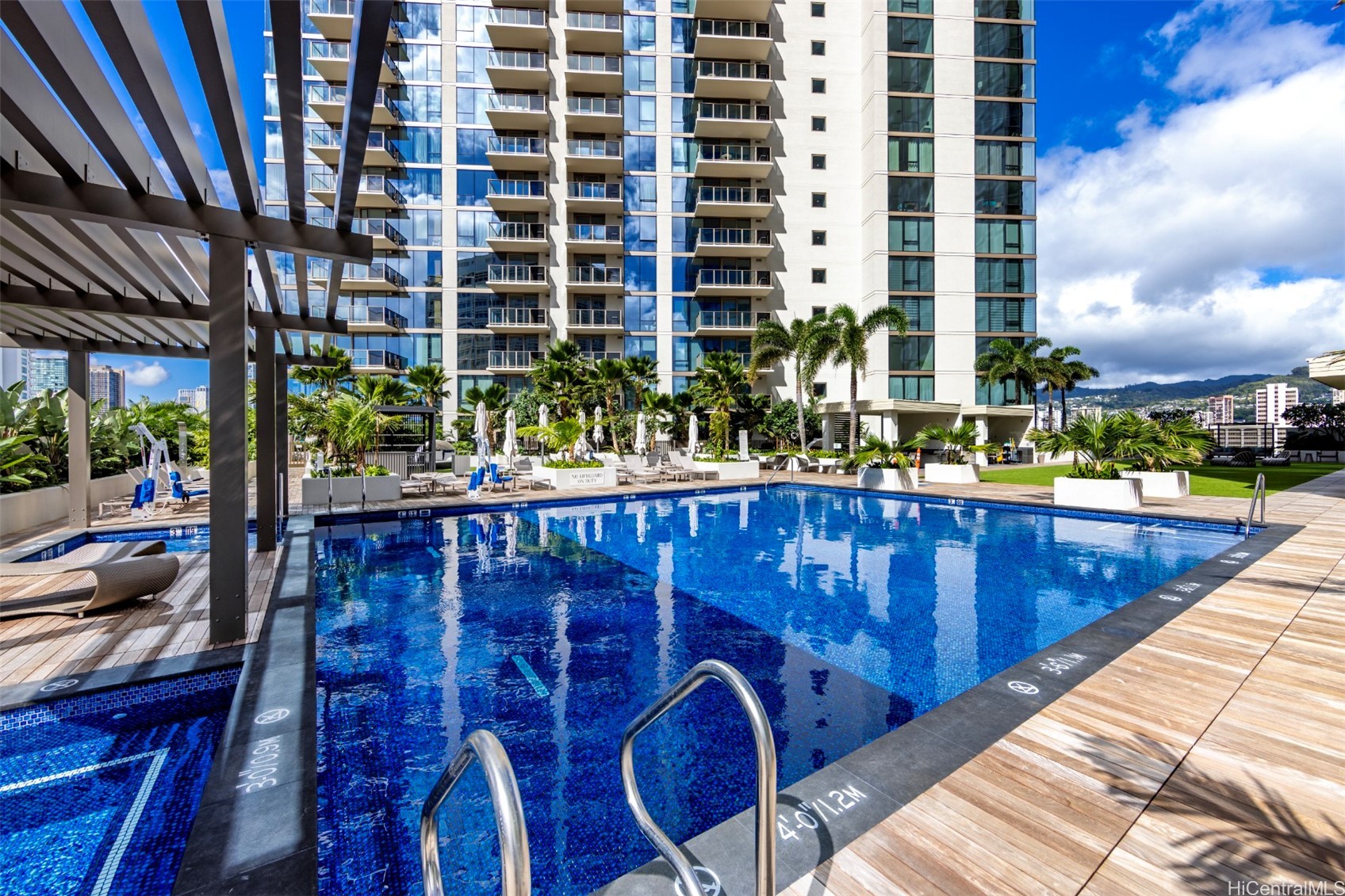 1388 Kapiolani Boulevard 2910