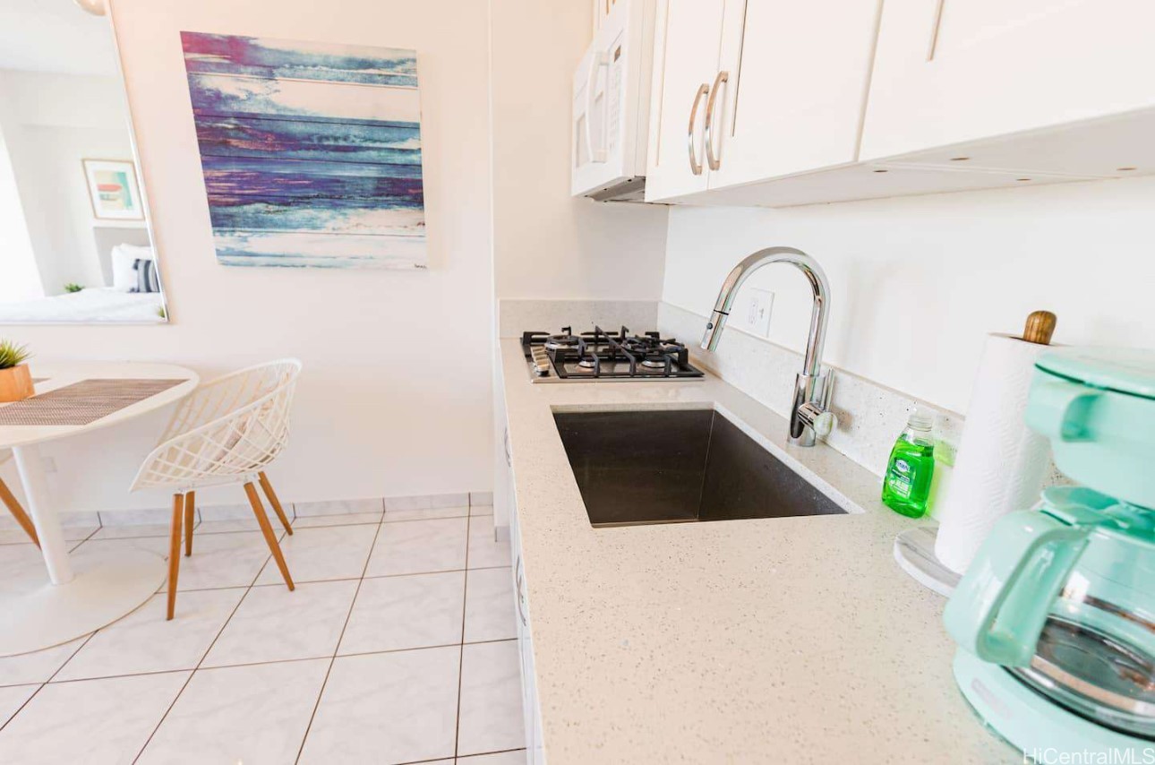 2161 Kalia Road 1014
