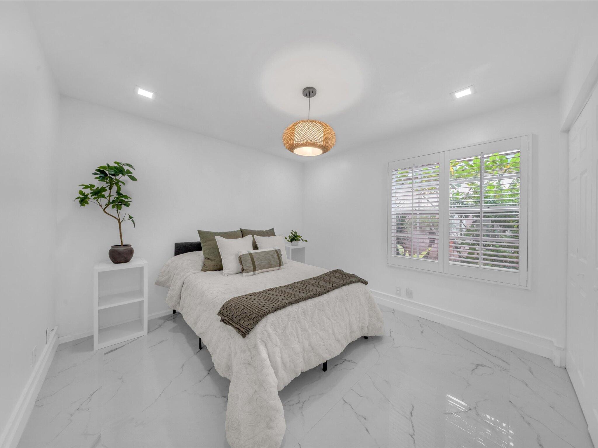 2065 NW 127TH Terrace