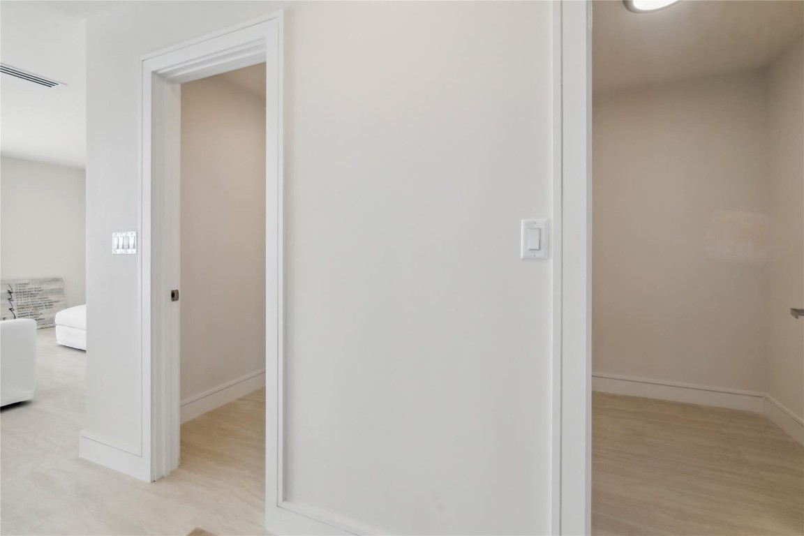 1173 Hillsboro Mile Unit: Unit 2 Building 1