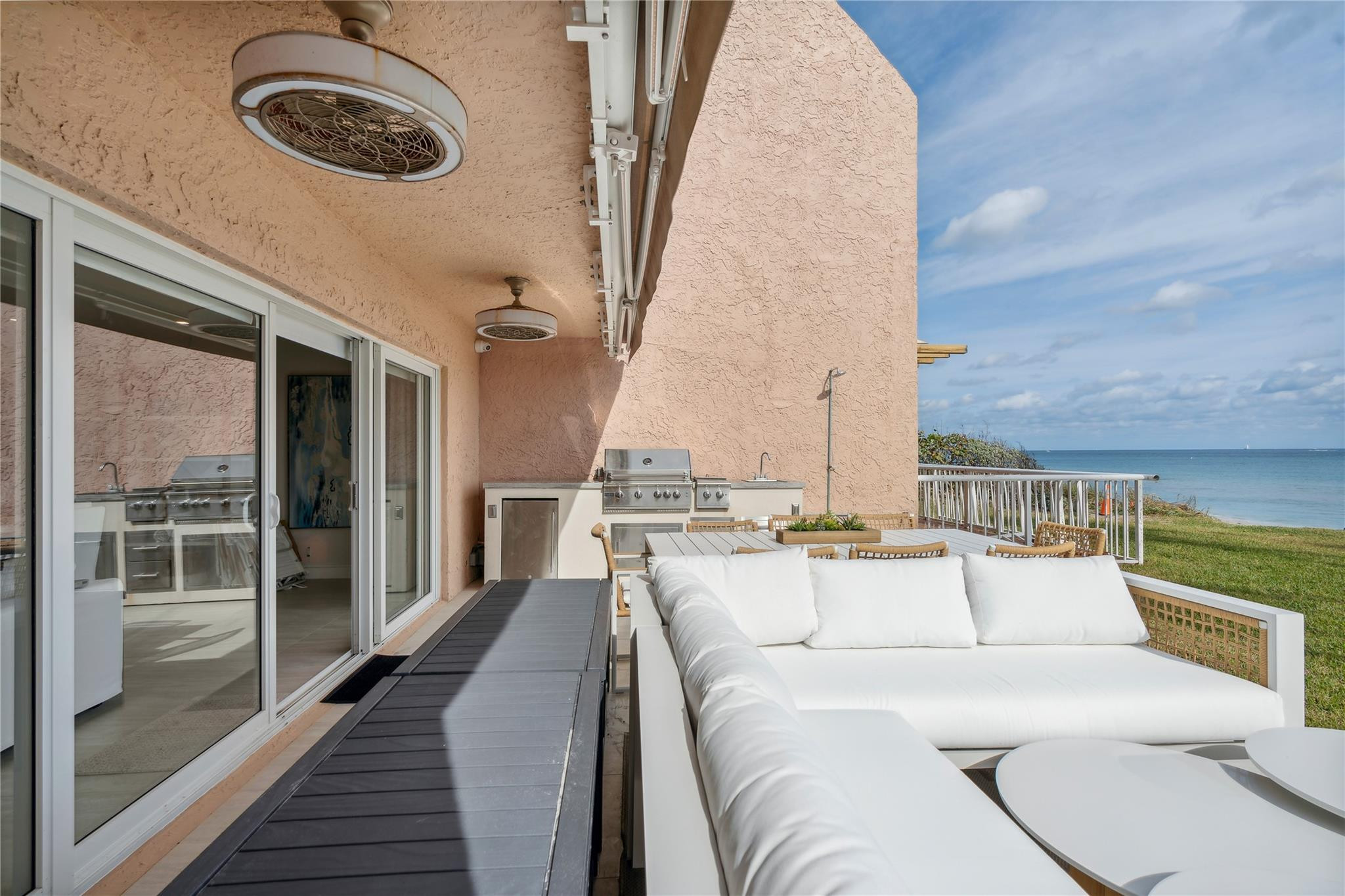 1173 Hillsboro Mile Unit: Unit 2 Building 1