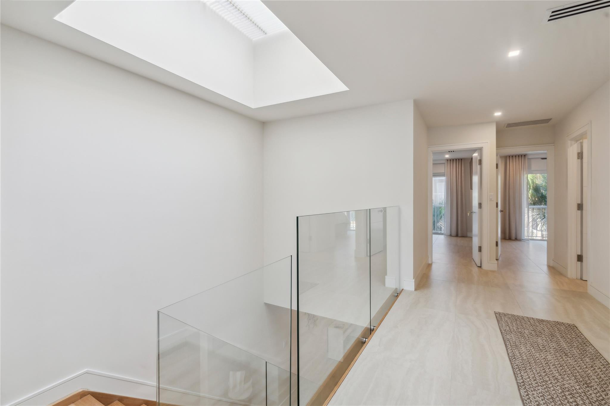 1173 Hillsboro Mile Unit: Unit 2 Building 1