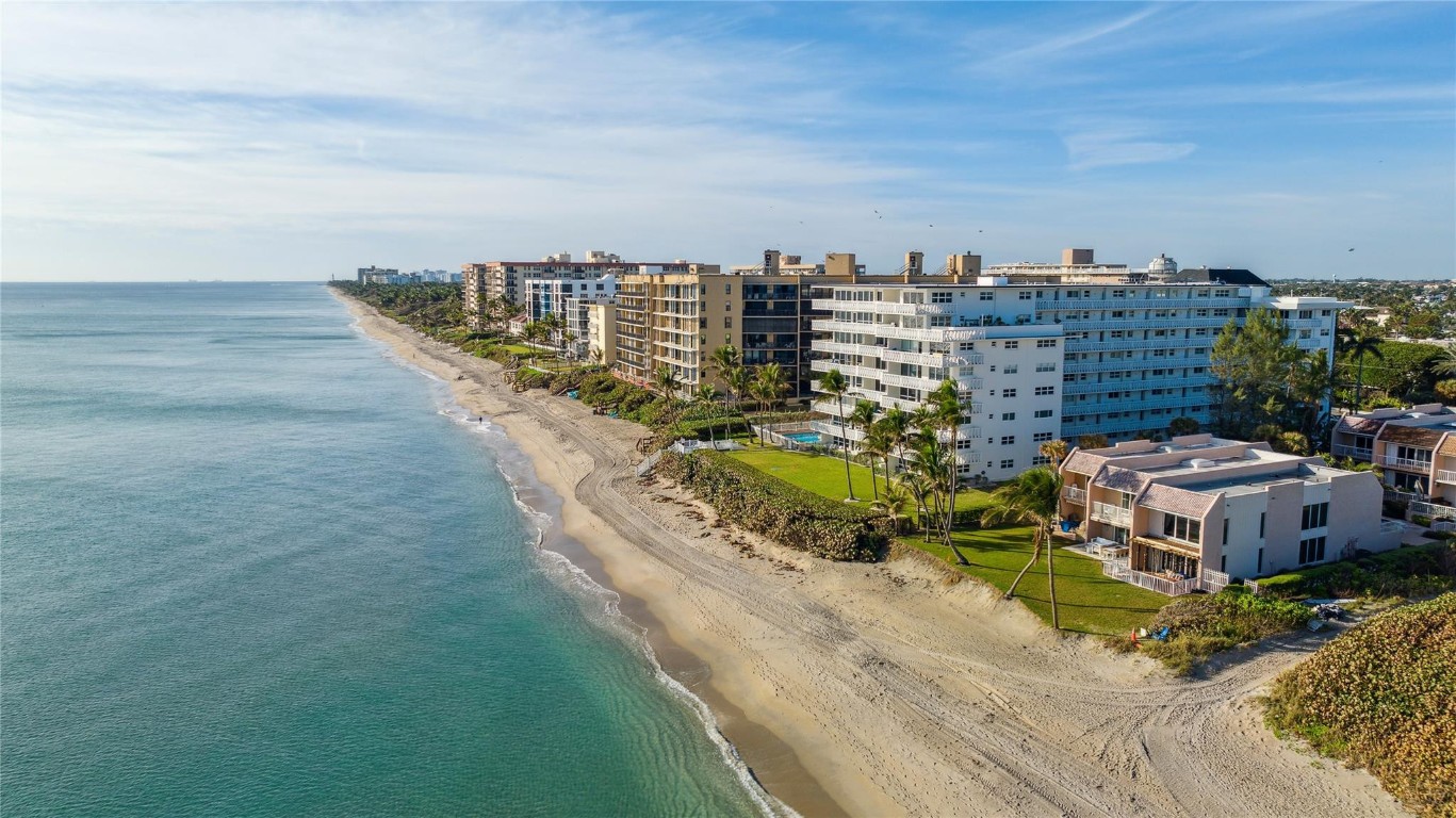 1173 Hillsboro Mile Unit: Unit 2 Building 1