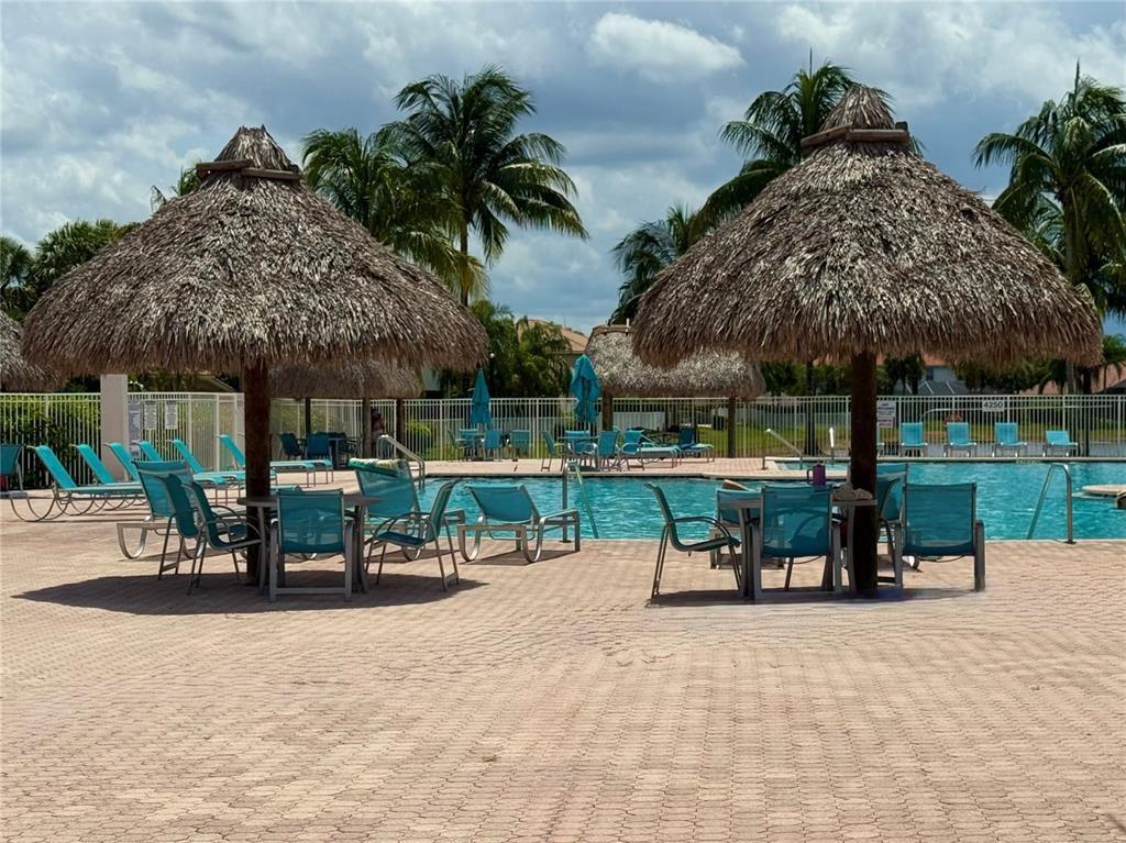 4227 Sabal Ridge Cir