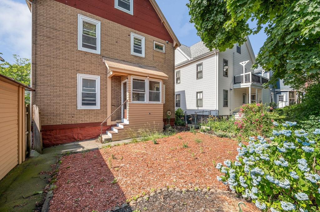 108-110 Ashland St