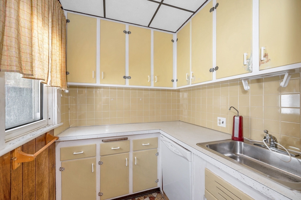 108-110 Ashland St