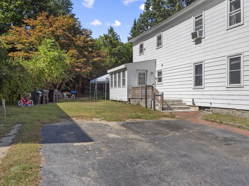 16 Murray Ave