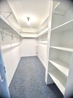 2 Shadowbrook Ln # 4