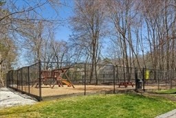 2 Shadowbrook Ln # 4