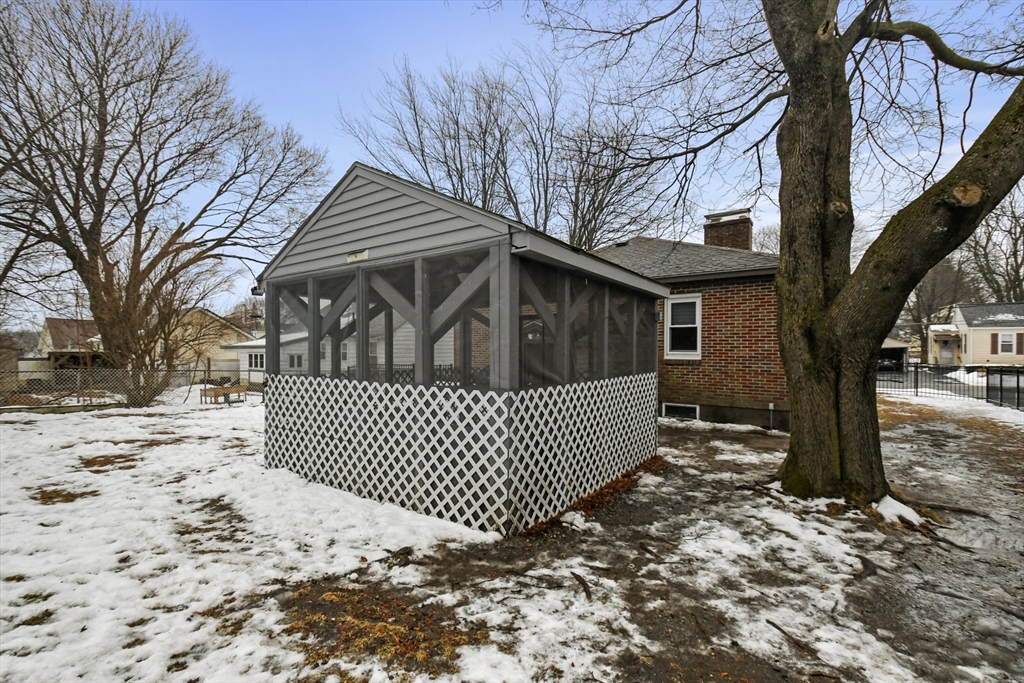 49 Clearview Avenue