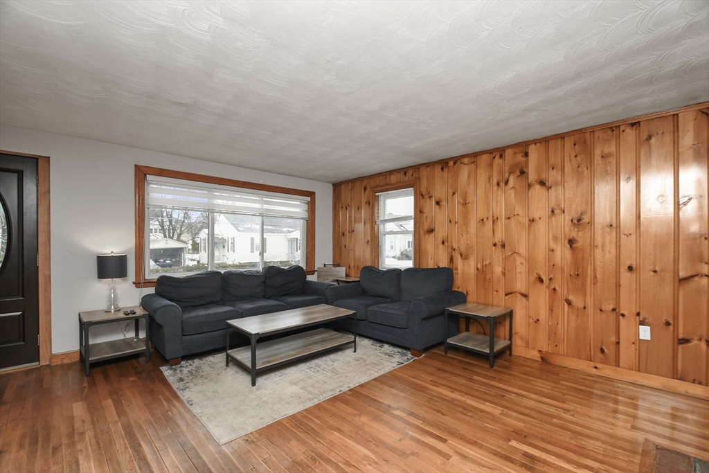 49 Clearview Avenue